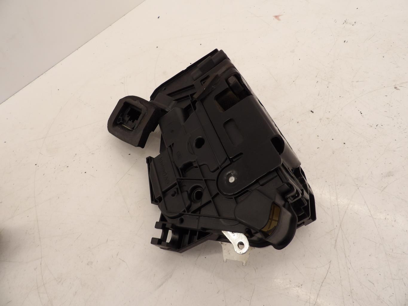 Serrure avant droit VOLKSWAGEN GOLF 6 Essence - 1