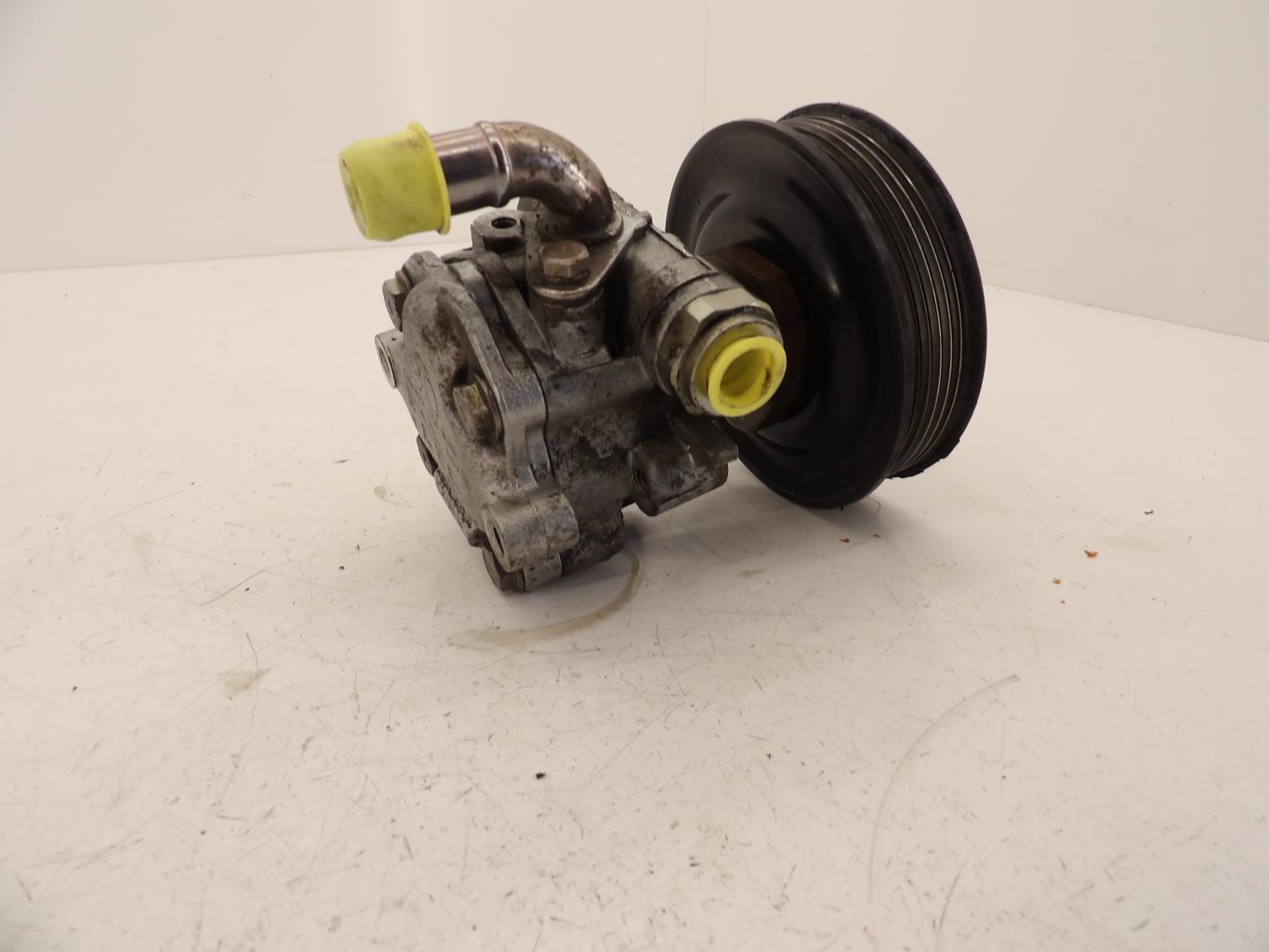 Pompe de direction VOLKSWAGEN BORA Essence - 1
