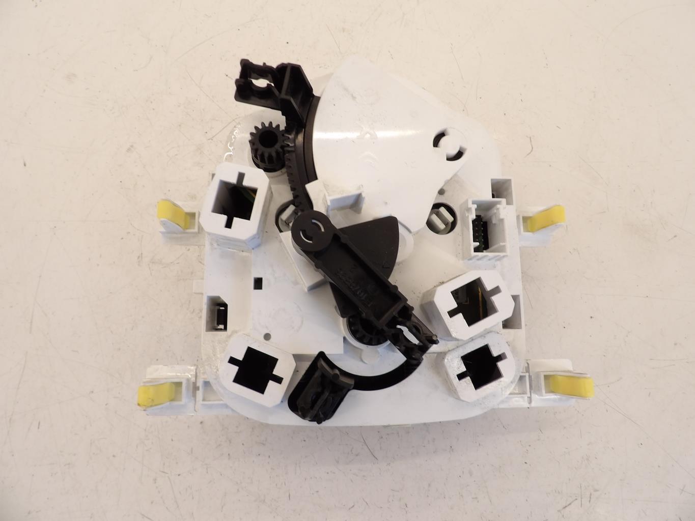 Commande chauffage TOYOTA AYGO 2 PHASE 2 Essence - 1