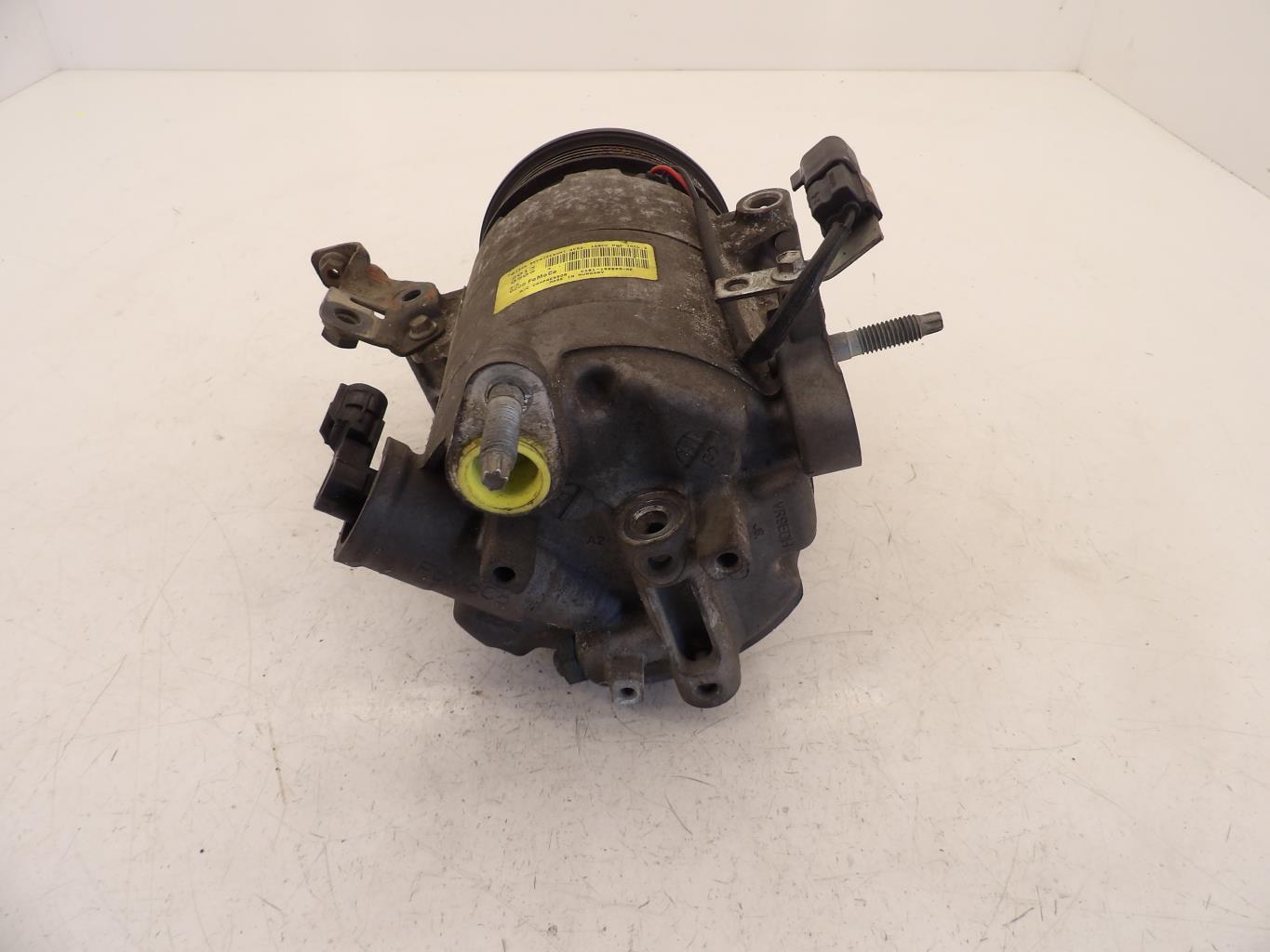 Compresseur clim FORD B-MAX Essence - 1