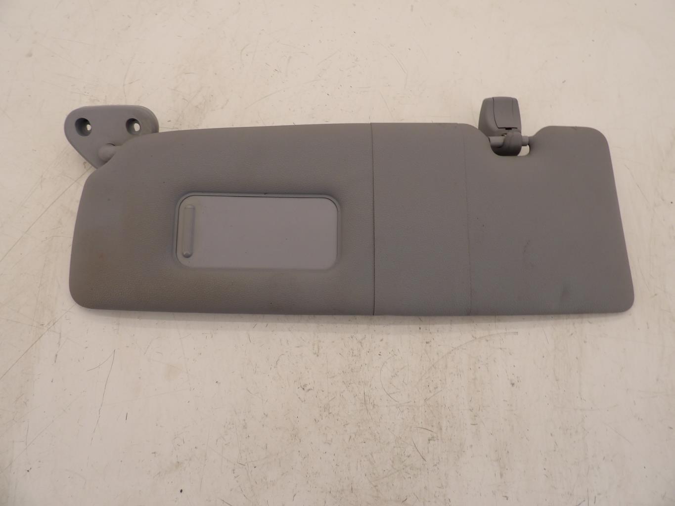 Pare soleil gauche BMW SERIE 1 E81 Diesel - 1