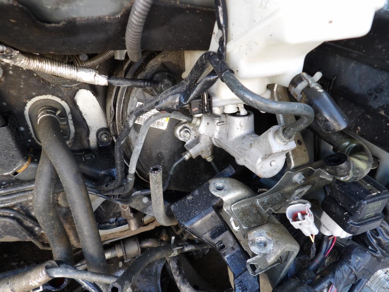 Mastervac TOYOTA AVENSIS 2 PHASE 2 BREAK Diesel - 1