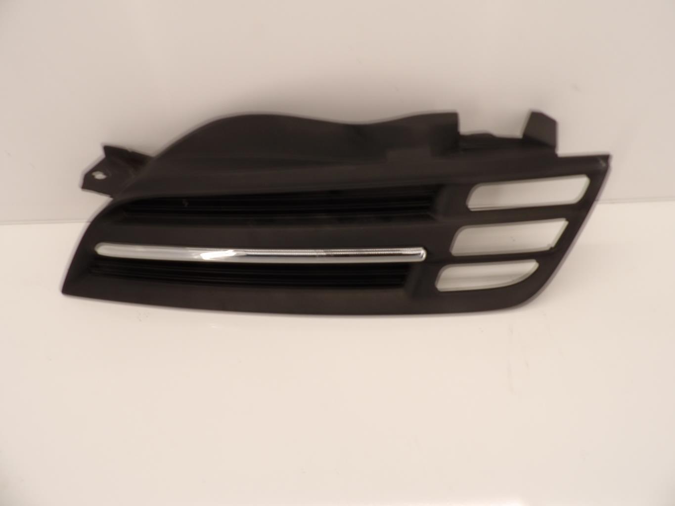 Calandre gauche NISSAN MICRA 3 PHASE 1 Essence - 1