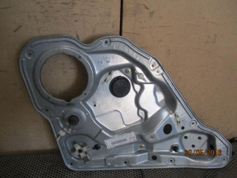 Alzacristalli manuale posteriore sinistro SEAT TOLEDO 2 Diésel - 1