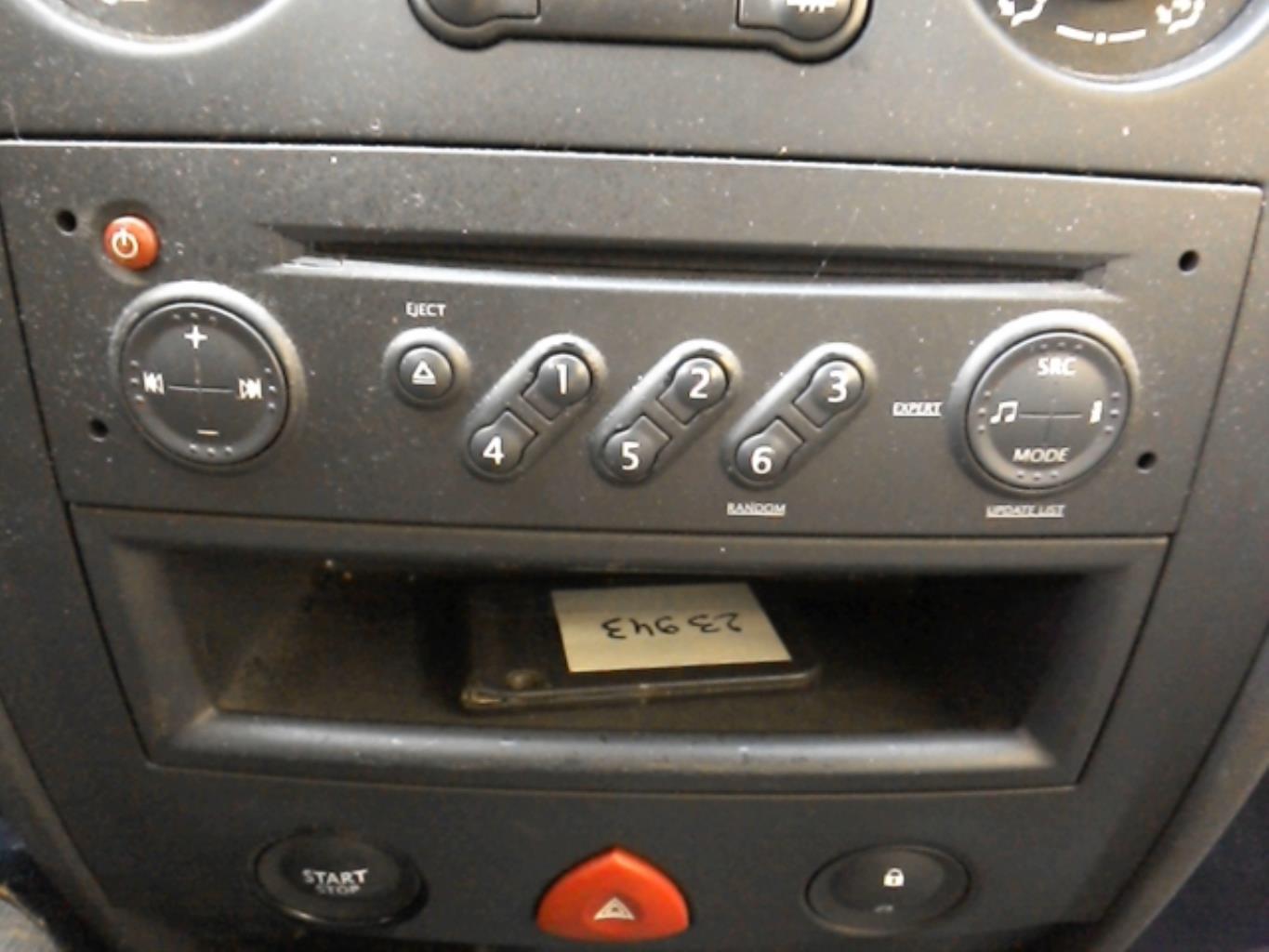 Autoradio originale RENAULT MEGANE 2 PHASE 1 Diésel - 1