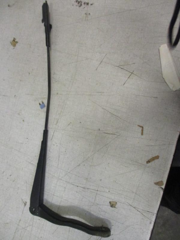 Braccio tergicristallo anteriore sinistro OPEL CORSA D PHASE 1 Diésel - 1