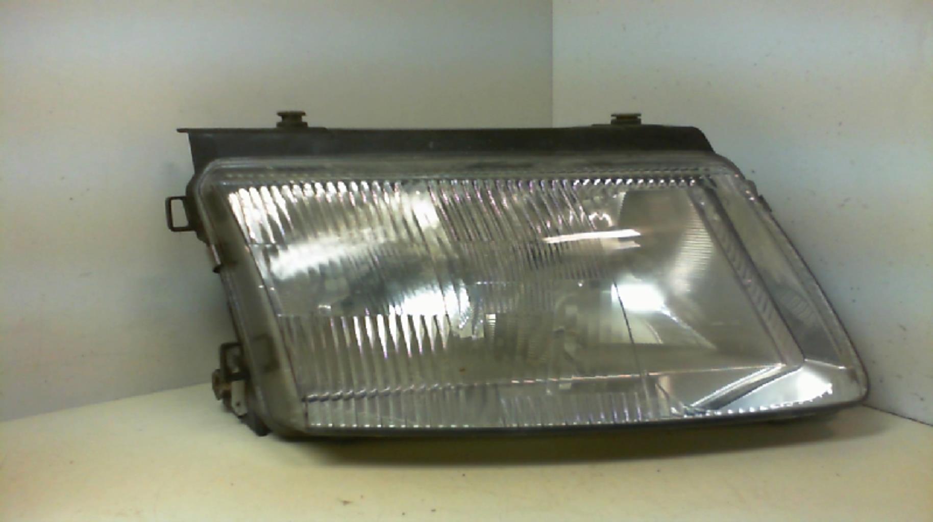 Gruppo ottico anteriore principale destro (luci)(faro) VOLKSWAGEN PASSAT 4 PHASE 1 Diésel - 1