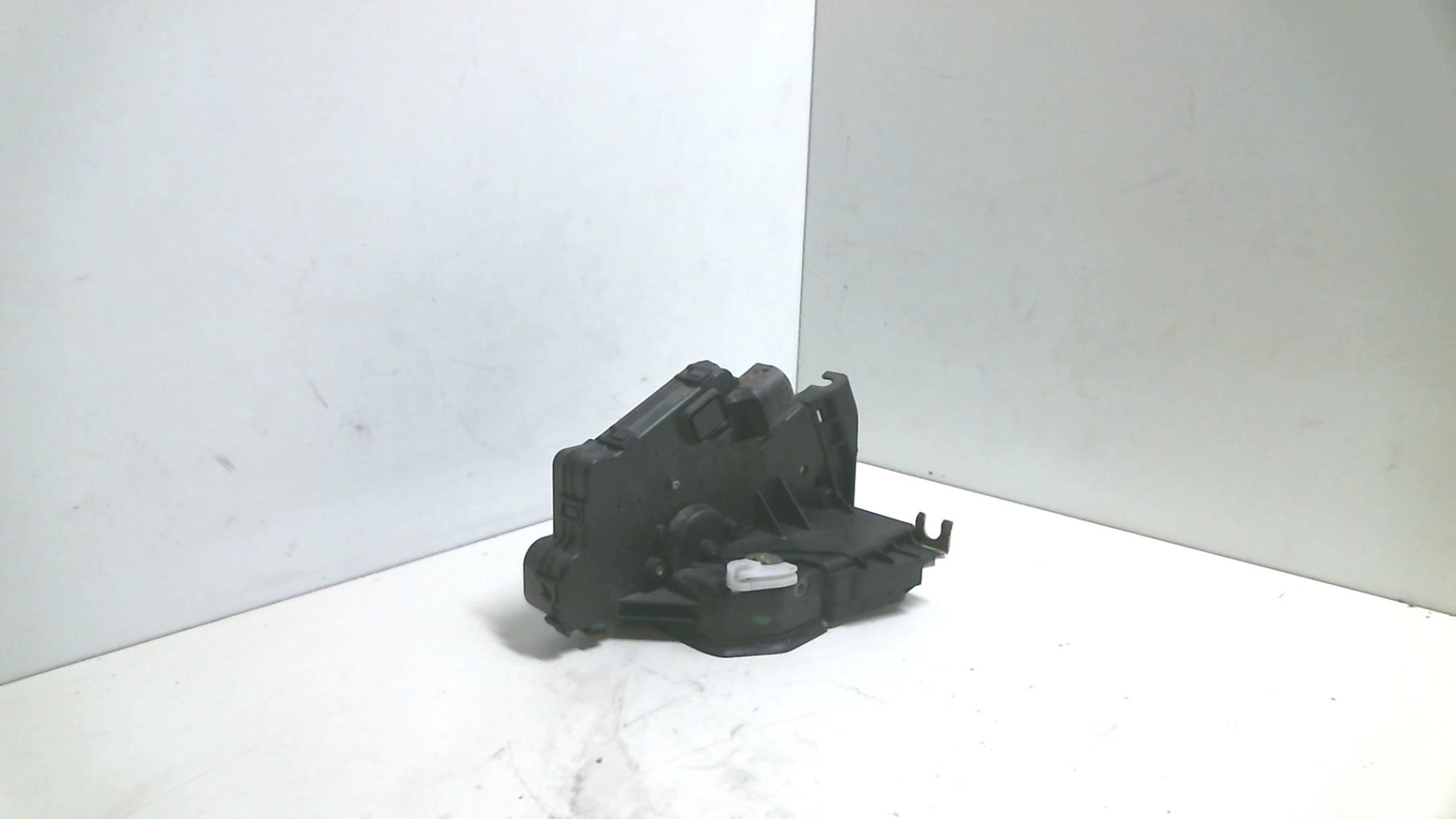 Serratura posteriore destra BMW SERIE 3 E46 PHASE 2 Diésel - 1