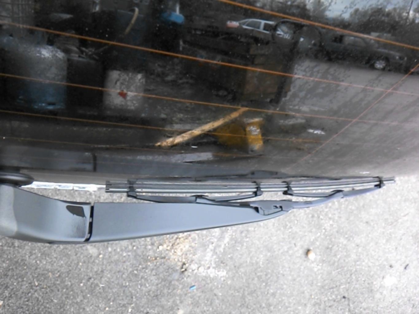 Braccio tergicristallo posteriore VOLVO V 50 PHASE 1 BREAK Diésel - 1