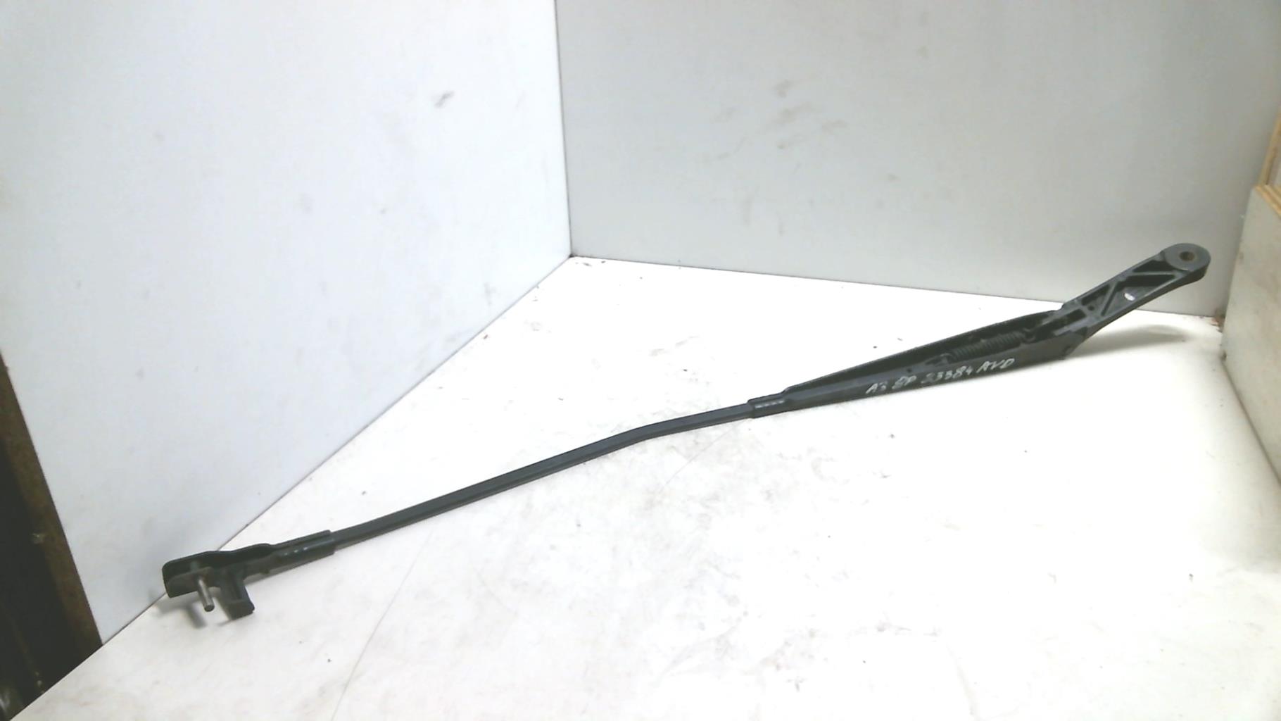 Braccio tergicristallo anteriore destro AUDI A3 2 PHASE 1 Diésel - 1