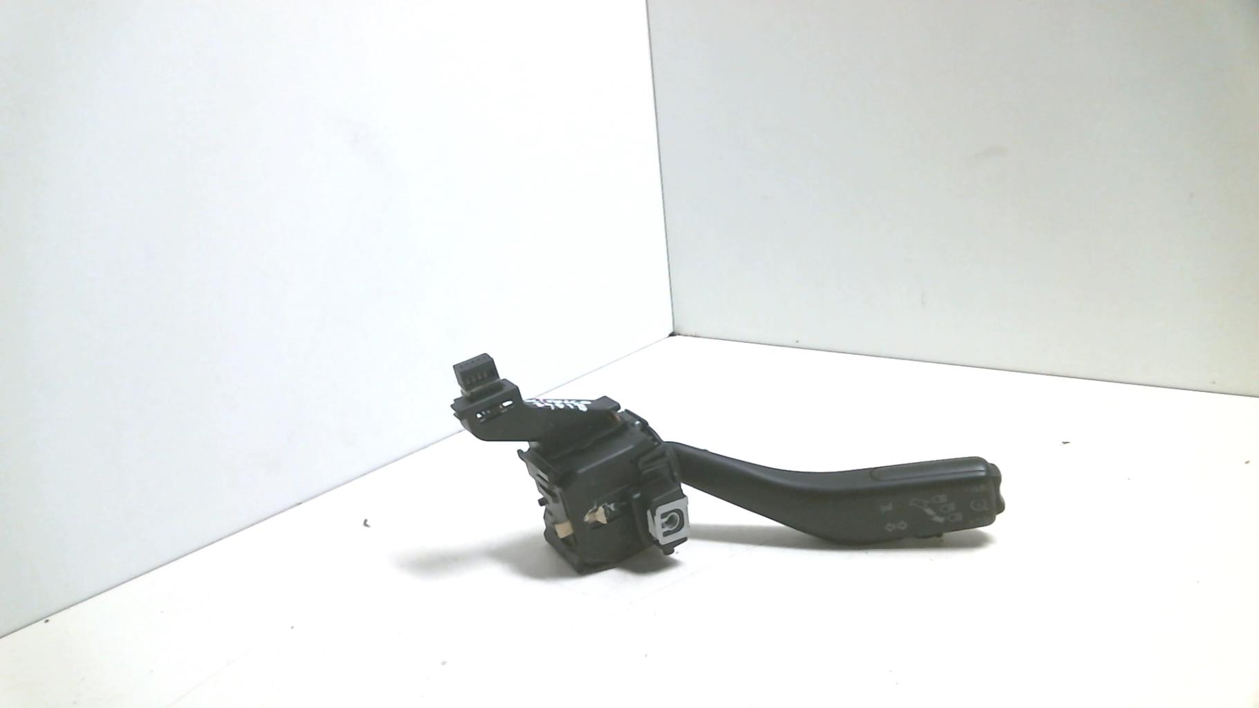 Commodo phare VOLKSWAGEN SCIROCCO 3 PHASE 1 COUPE Essence - 1