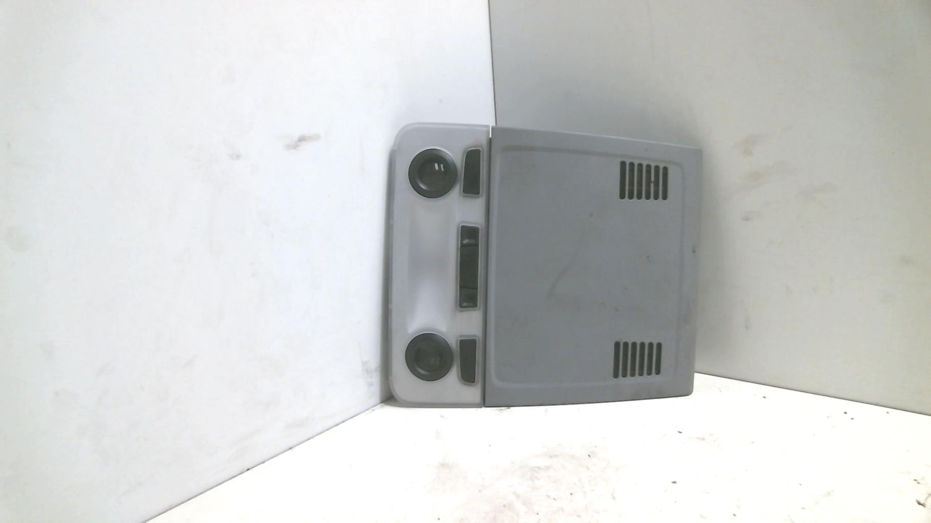 Eclairage de plafonnier BMW SERIE 1 E81 Diesel - 1