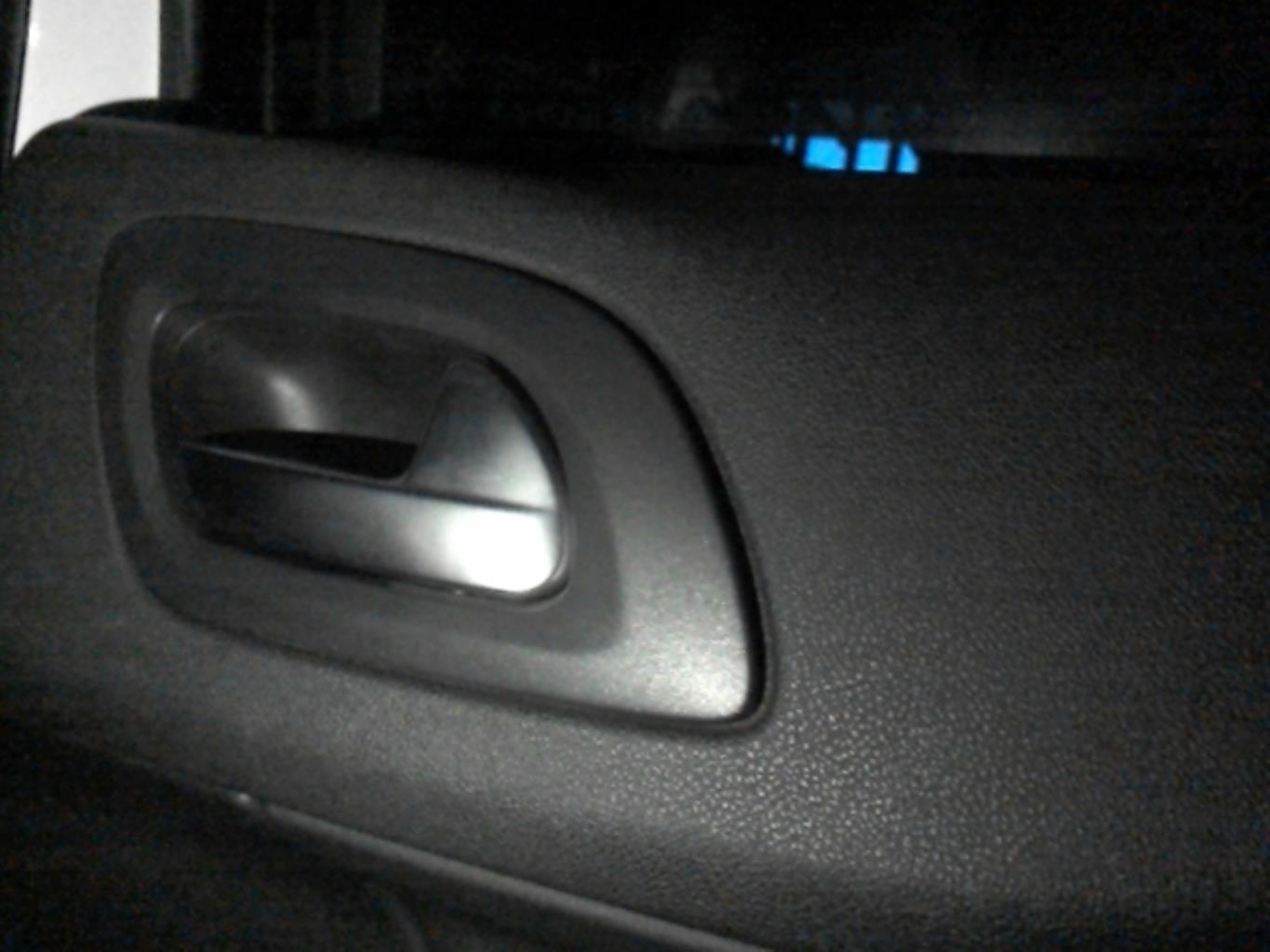 Maniglia interna posteriore destra CITROEN C4 2 PHASE 2 Diésel - 1
