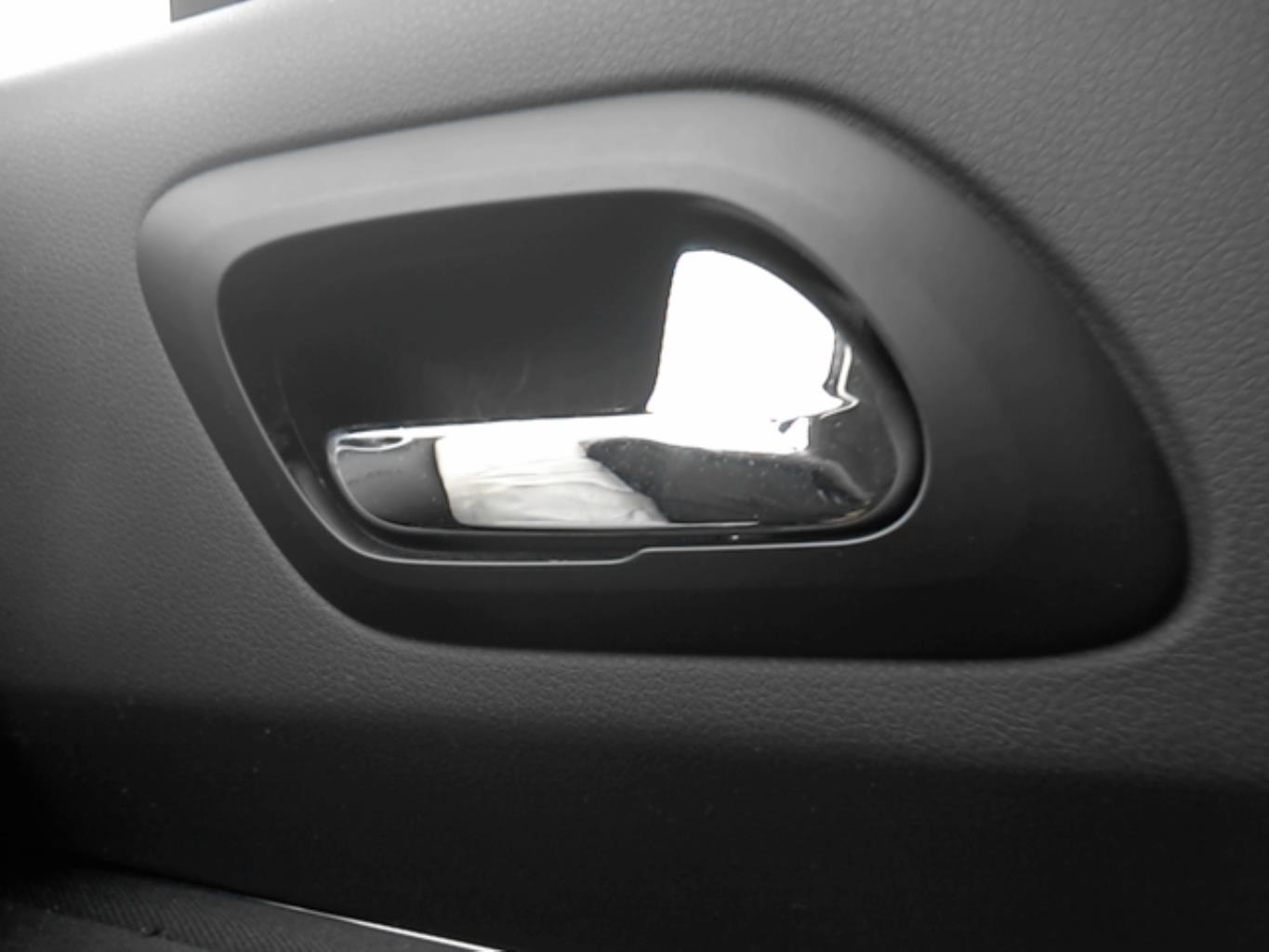Maniglia interna anteriore destra PEUGEOT 5008 1 PHASE 1 Diésel - 1