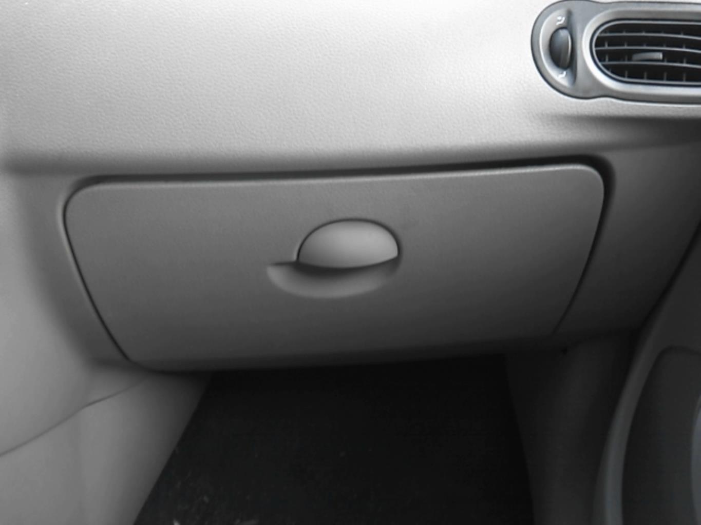 Boite a gants RENAULT MODUS PHASE 1 Diesel - 1