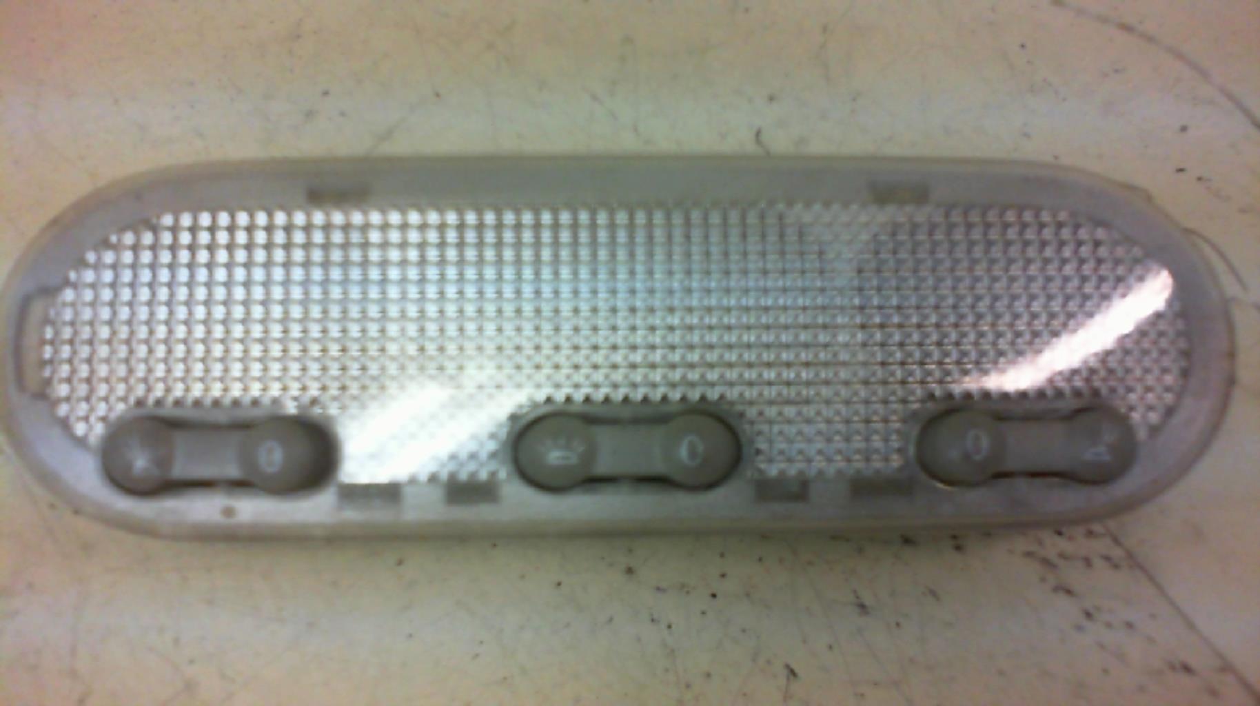 Luce di cortesia RENAULT MEGANE 2 PHASE 1 Diésel - 1