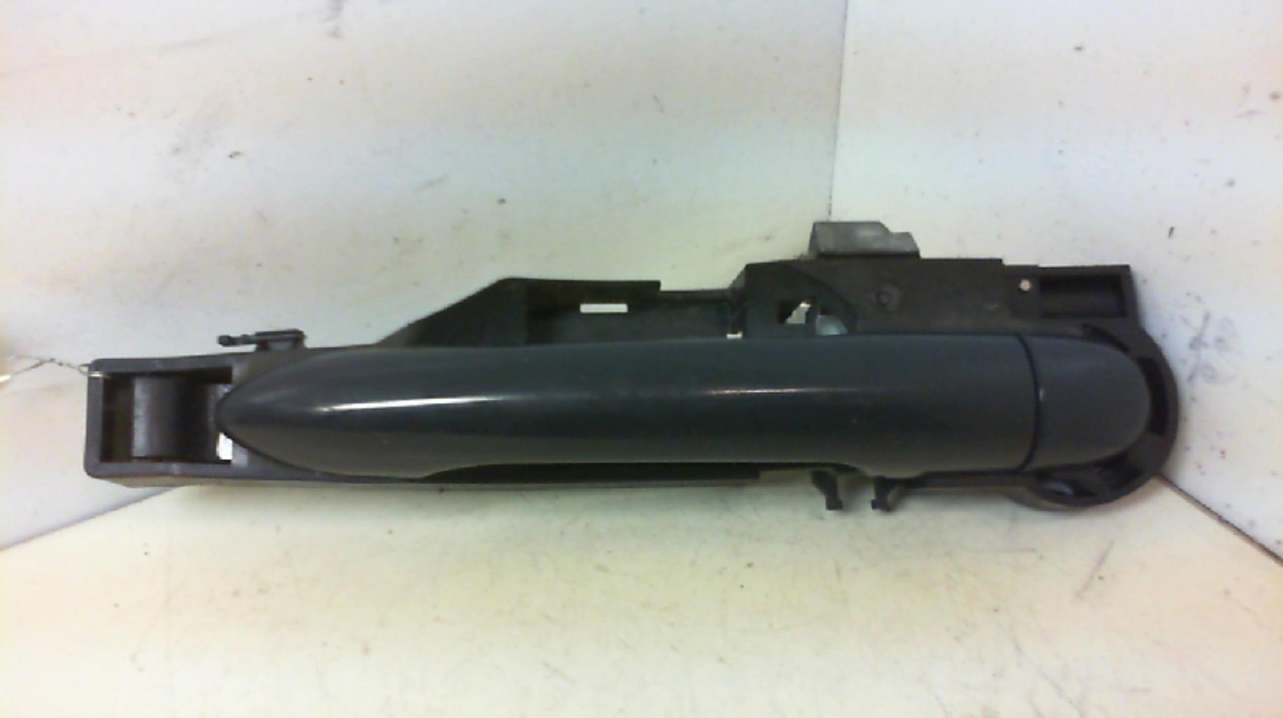 Maniglia portiera posteriore destra RENAULT CLIO 3 PHASE 2 Diésel - 1