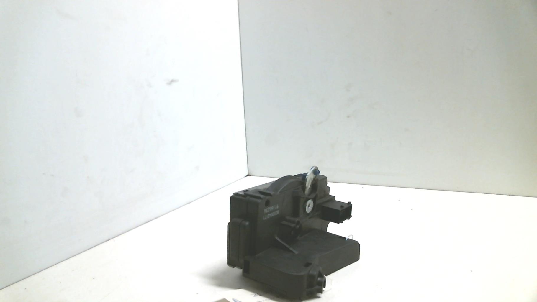 Serrure avant droit RENAULT TRAFIC 2 PHASE 1 Diesel - 1