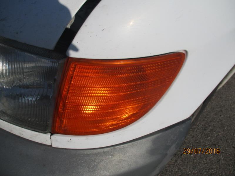 Gruppo ottico anteriore secondario sinistro (luci)(freccia) MERCEDES VITO 638 Diésel - 1