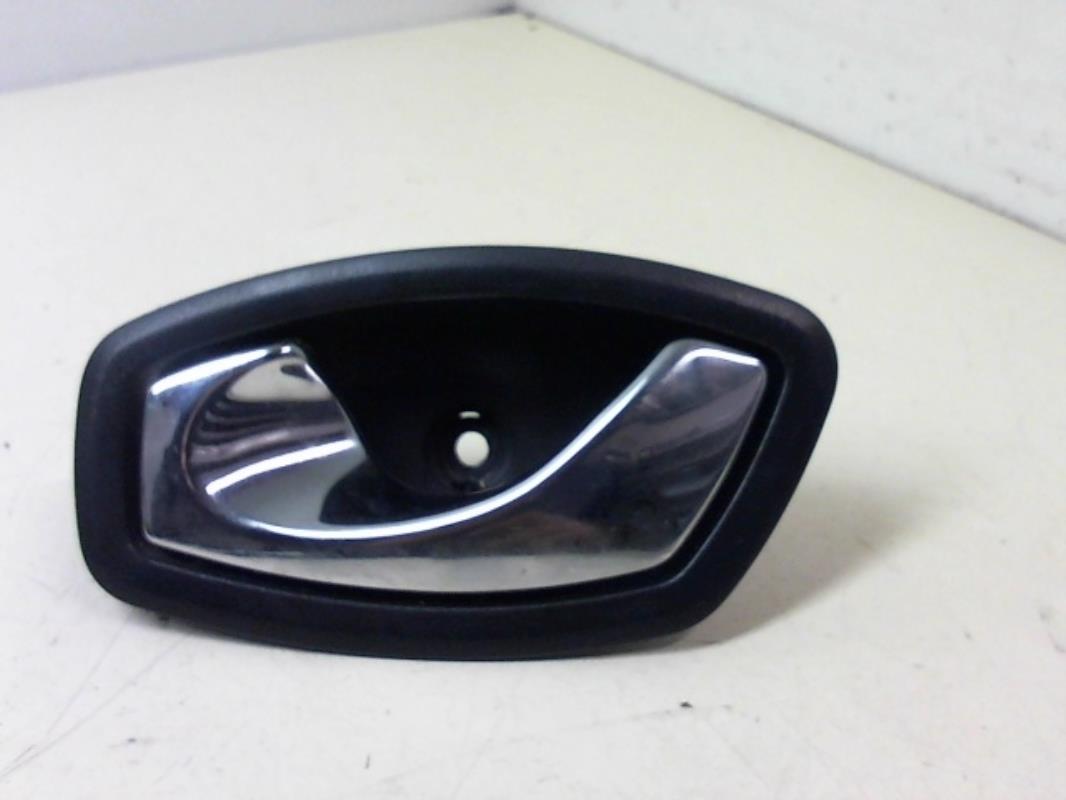 Maniglia interna posteriore sinistra RENAULT MEGANE 3 PHASE 2 BREAK Diésel - 1