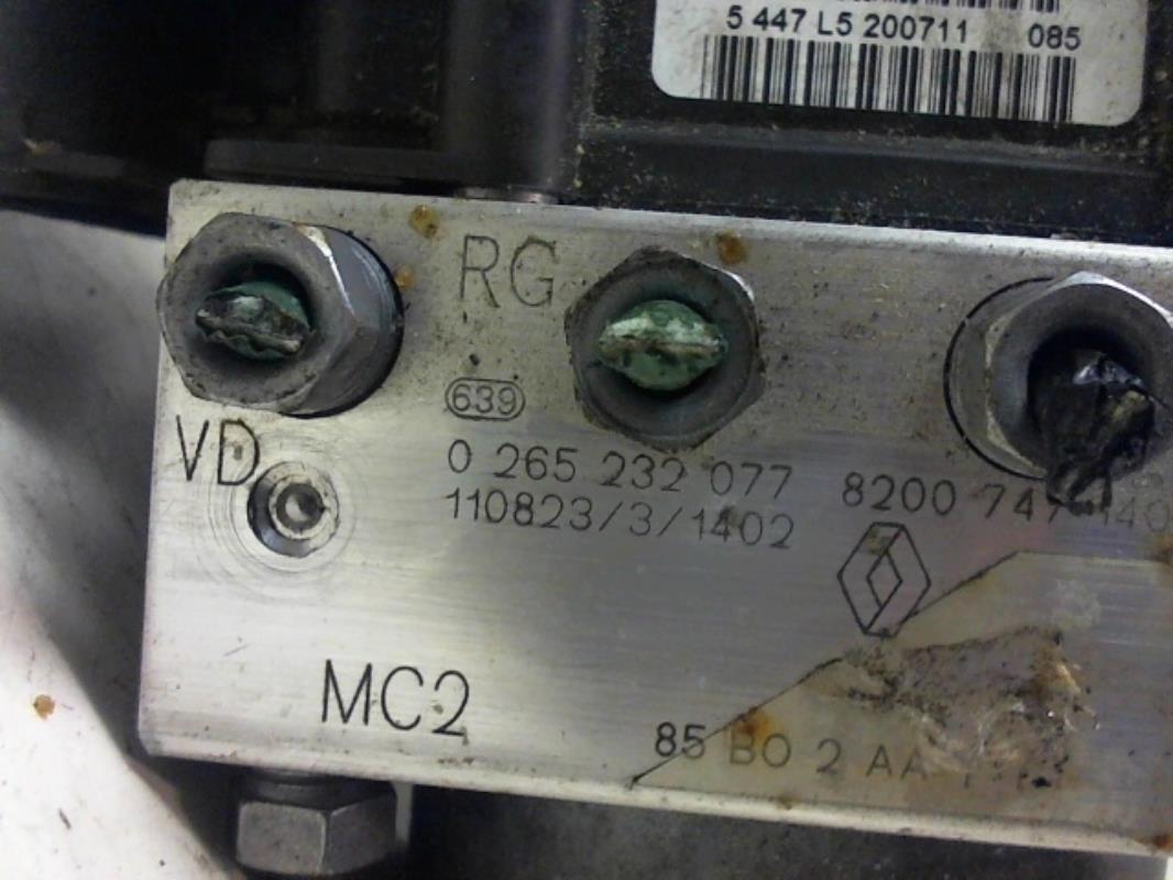 Blocco ABS (antibloccaggio freni) RENAULT CLIO 3 PHASE 2 Gasolina - 1
