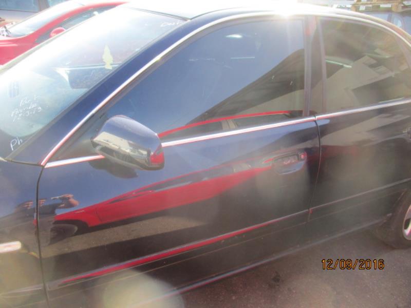 Porte avant gauche AUDI A4 1 PHASE 2 Diesel - 1