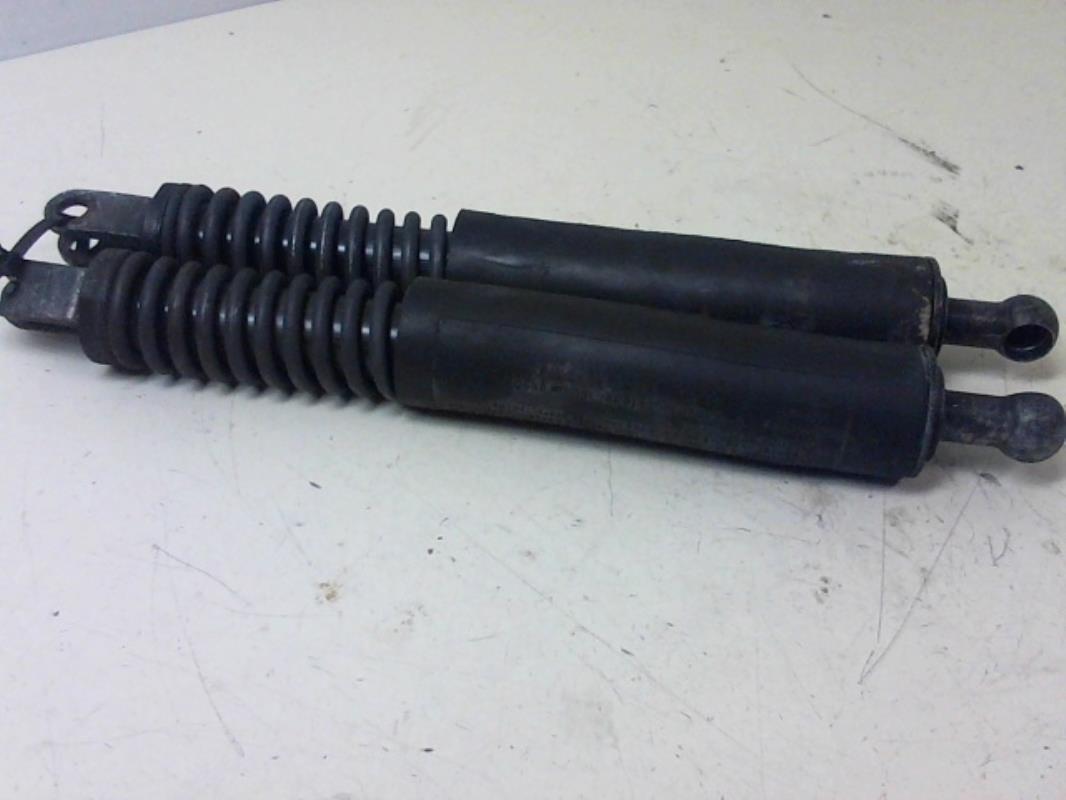 Verin de coffre BMW SERIE 5 E39 Diesel - 1