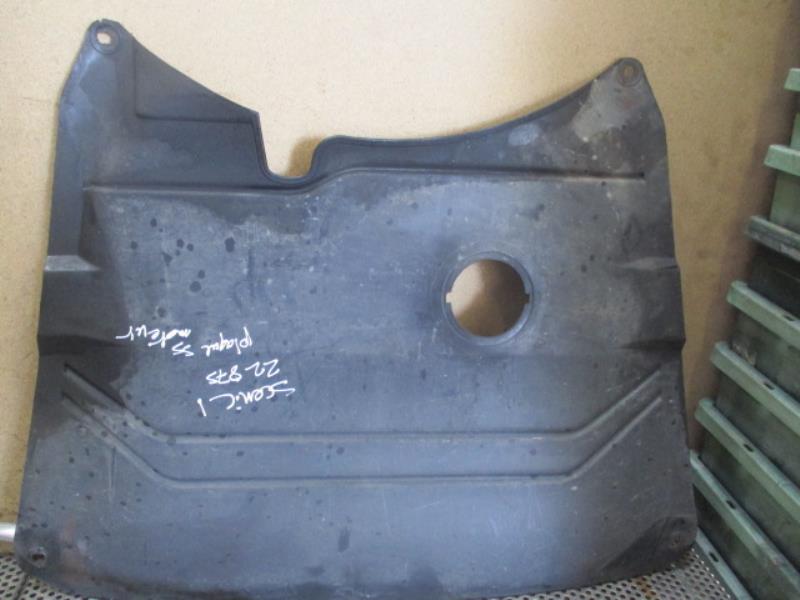 Cache sous moteur RENAULT SCENIC 1 PHASE 2 Diesel - 1