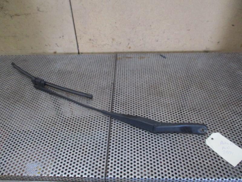 Braccio tergicristallo anteriore destro OPEL ASTRA H PHASE 2 Diésel - 1