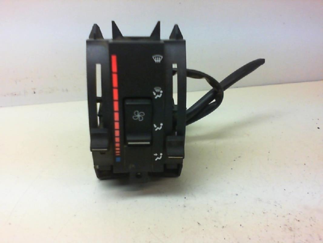 Commande chauffage RENAULT SUPER 5 Essence - 1