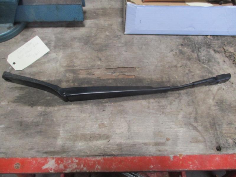 Braccio tergicristallo anteriore sinistro SEAT IBIZA 4 PHASE 1 Gasolina - 1