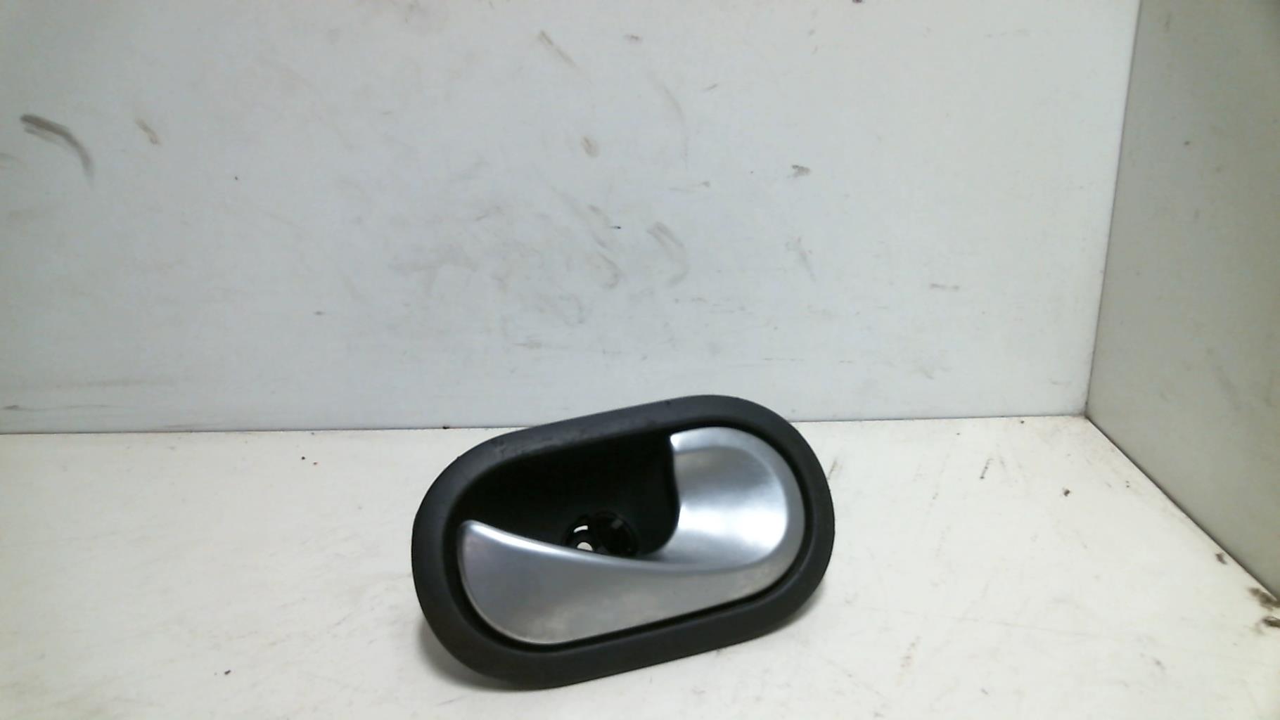 Poignee interieur avant droit RENAULT SCENIC 2 PHASE 1 Diesel - 1