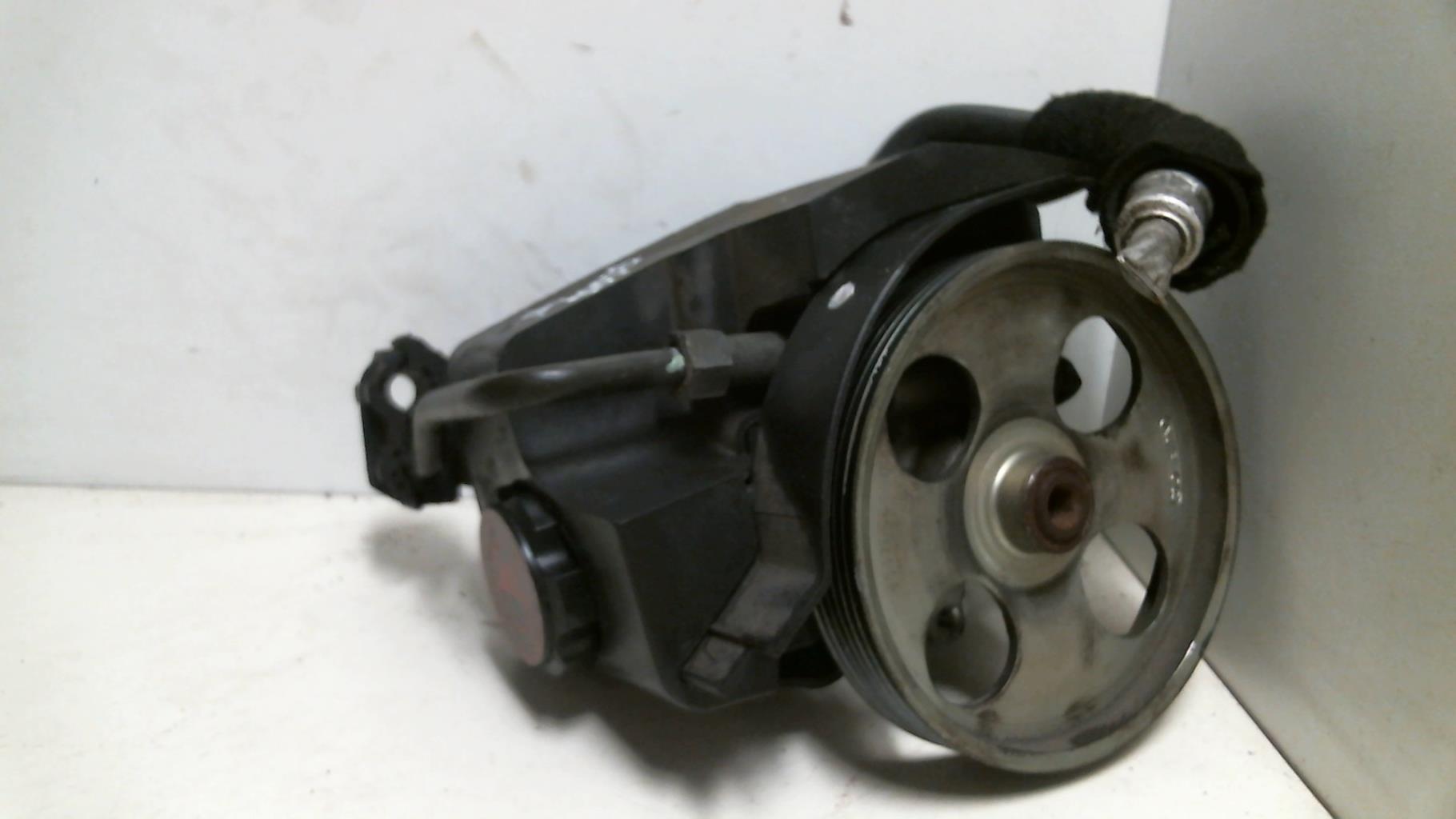 Pompe de direction PEUGEOT 206 PHASE 1 Essence - 1