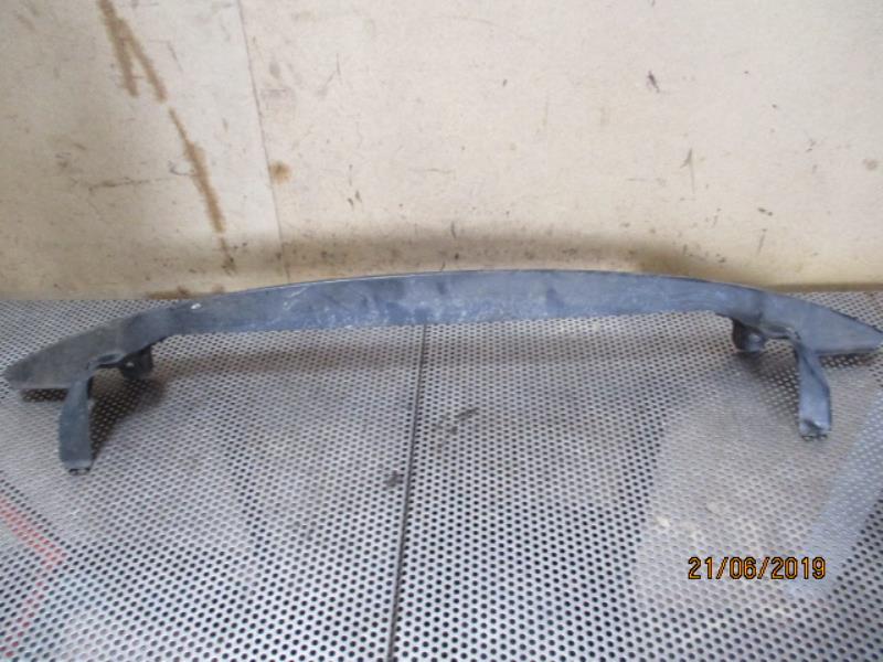 Traverse inferieure VOLKSWAGEN GOLF 5 Diesel - 1