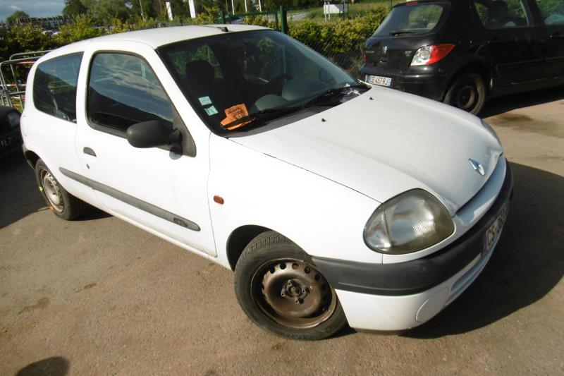 Cric (Ensemble depannage) RENAULT CLIO 2 PHASE 1 Diesel - 1