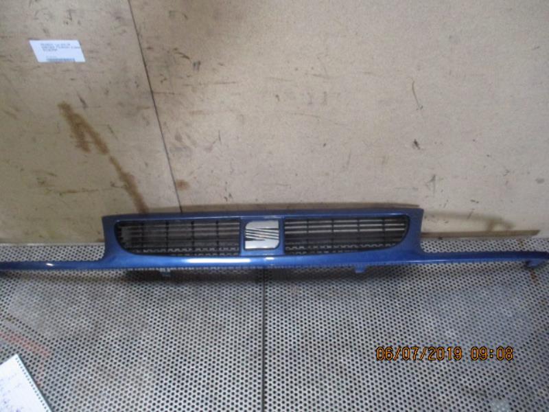 Calandre SEAT CORDOBA 1 Essence - 1