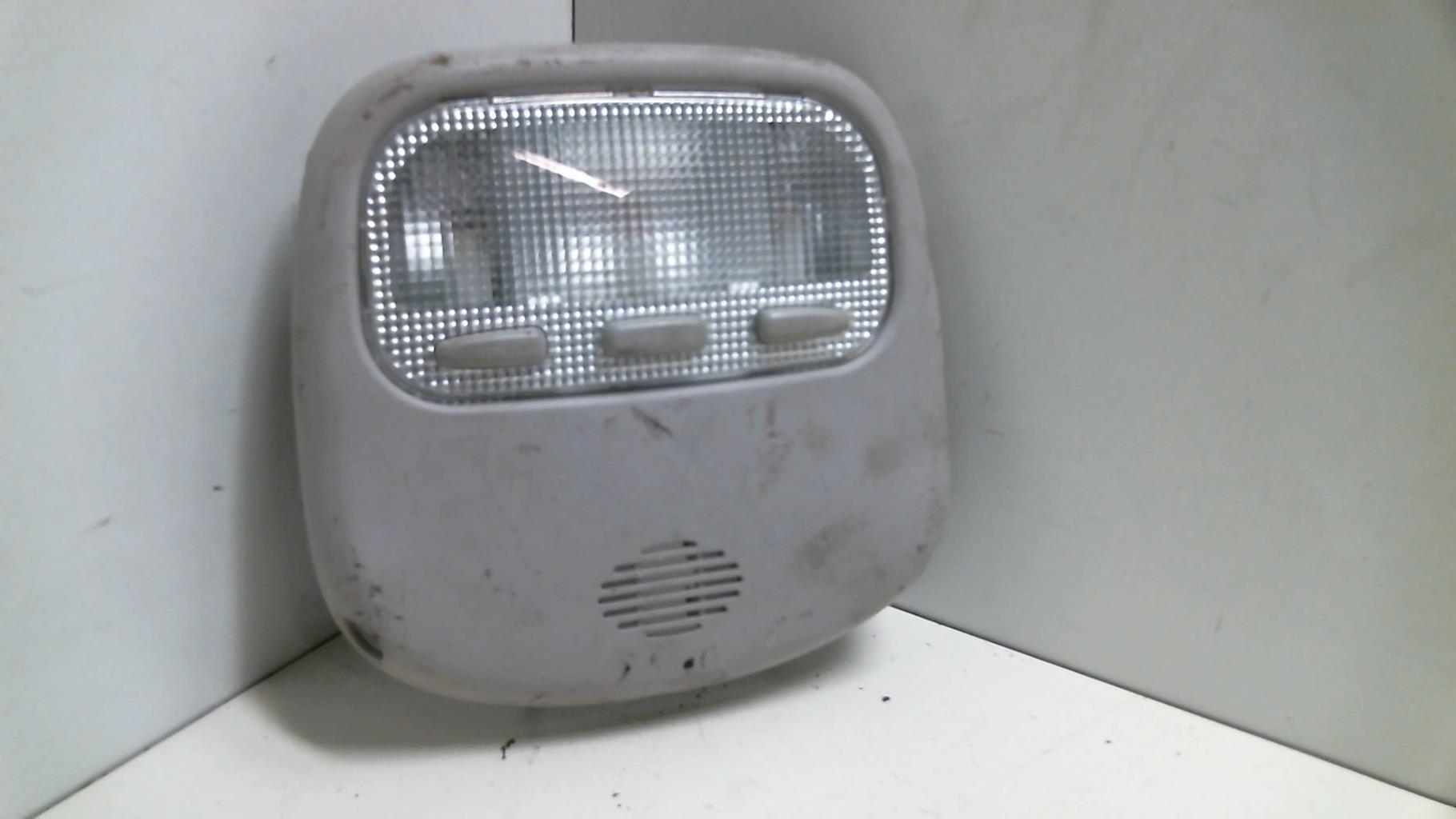 Luce di cortesia PEUGEOT 407  - 1