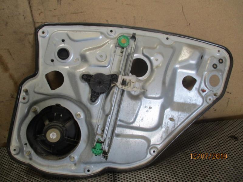 Alzacristalli manuale posteriore sinistro FIAT STILO Diésel - 1
