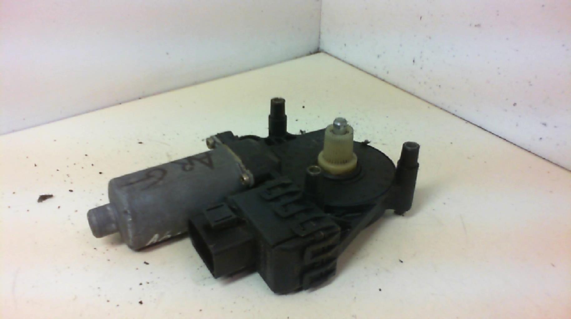 Motore alzacristalli posteriore sinistro AUDI A6 2 ALLROAD PHASE 2 BREAK Diésel - 1