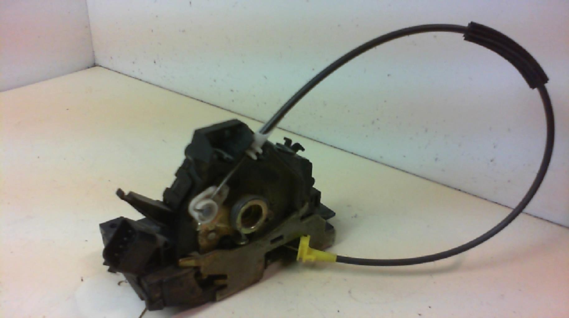 Serrure avant droit FORD FOCUS 1 Diesel - 1