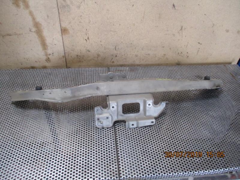 Traverse superieure NISSAN MICRA 3 PHASE 1 Essence - 1
