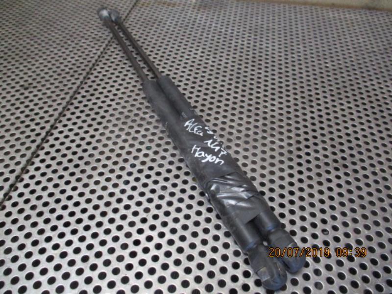 Verin de coffre ALFA ROMEO 147 PHASE 1 Essence - 1
