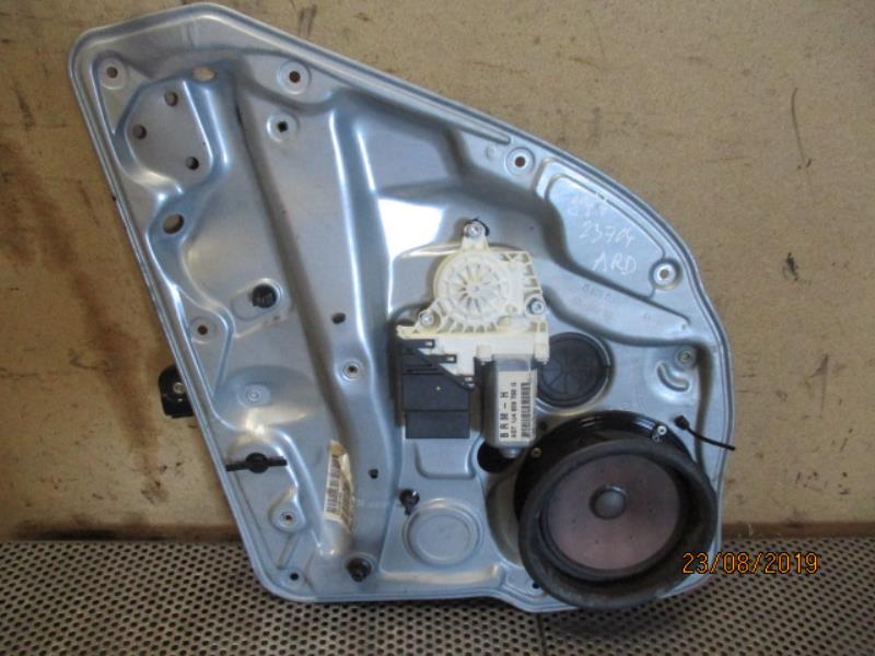 Alzacristalli elettrico posteriore destro VOLKSWAGEN GOLF 4 Diésel - 1