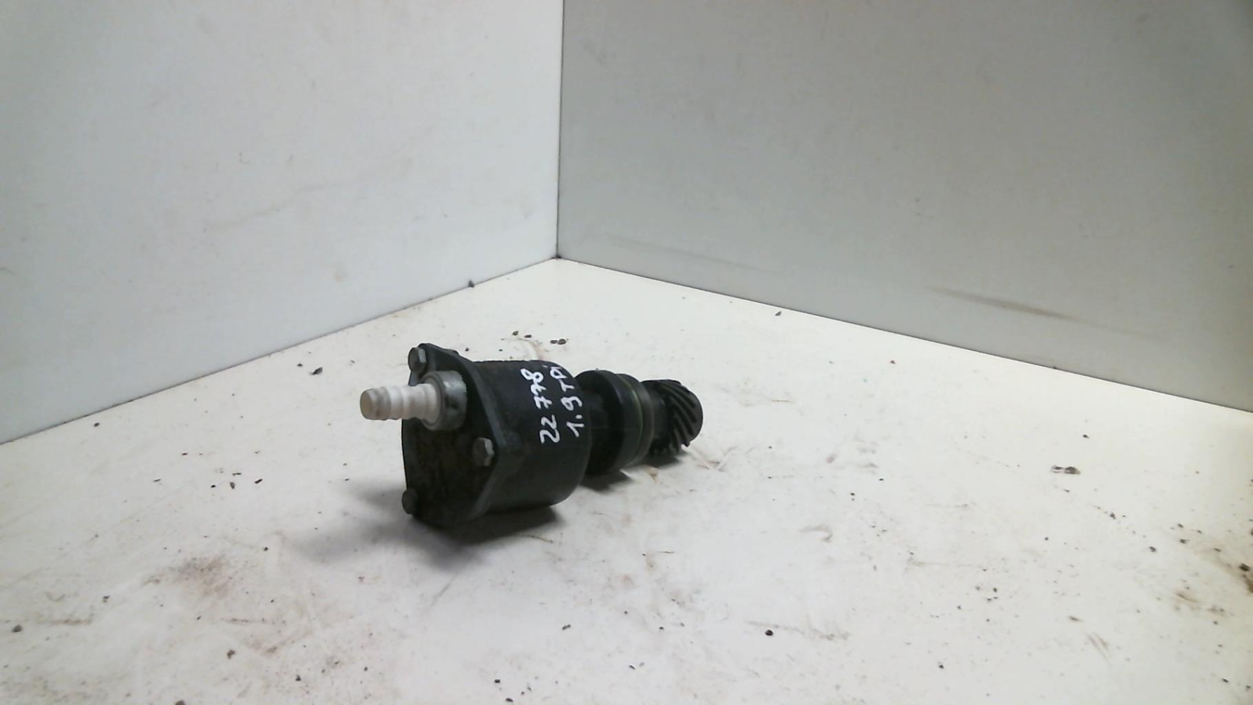 Pompe à vide VOLKSWAGEN PASSAT 4 PHASE 1 Diesel - 1