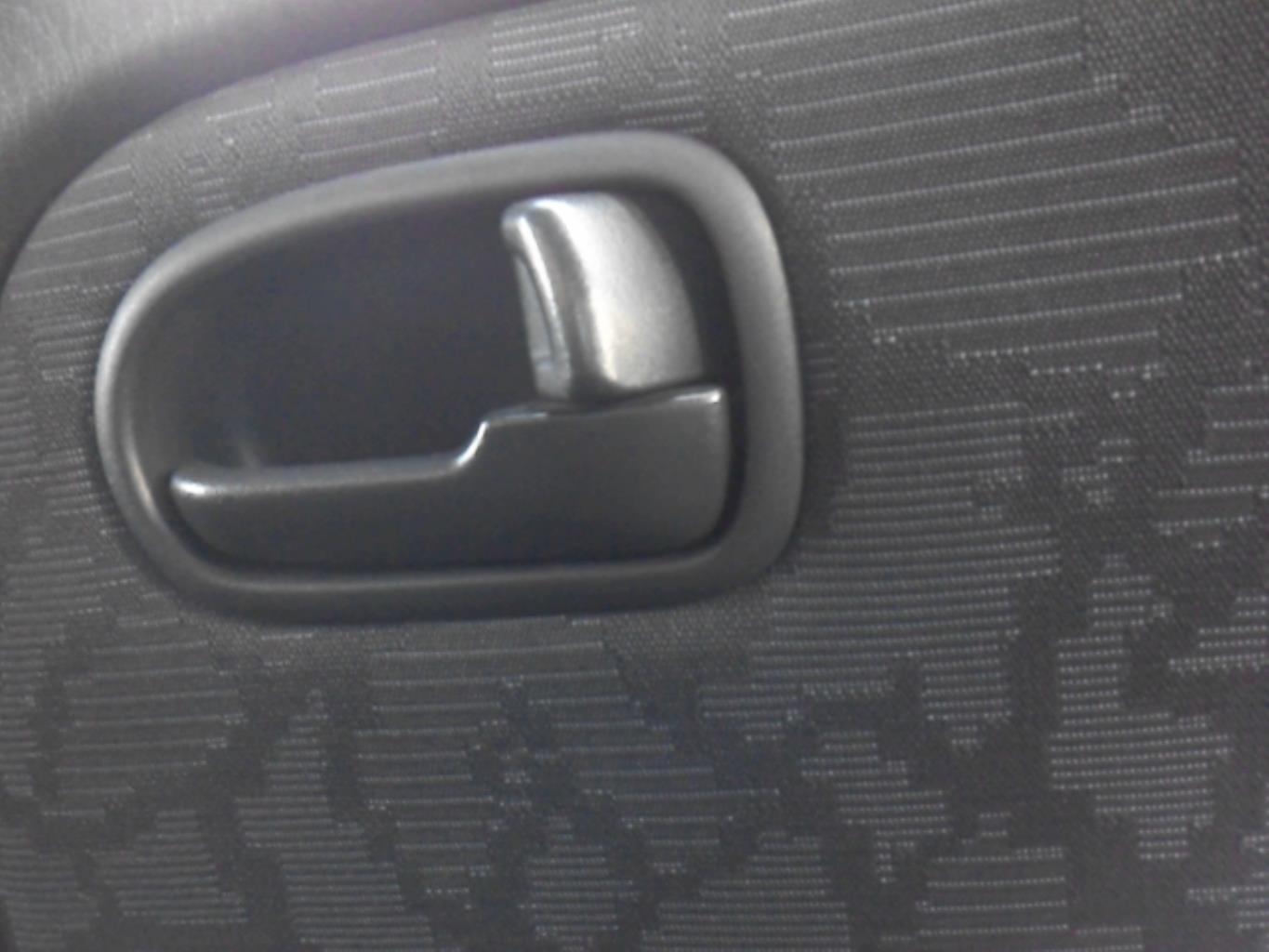 Maniglia interna posteriore destra MAZDA 626 4  - 1