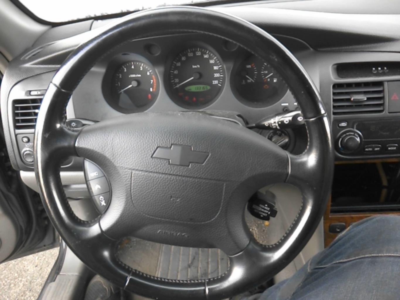 Volant CHEVROLET EVANDA Essence - 1