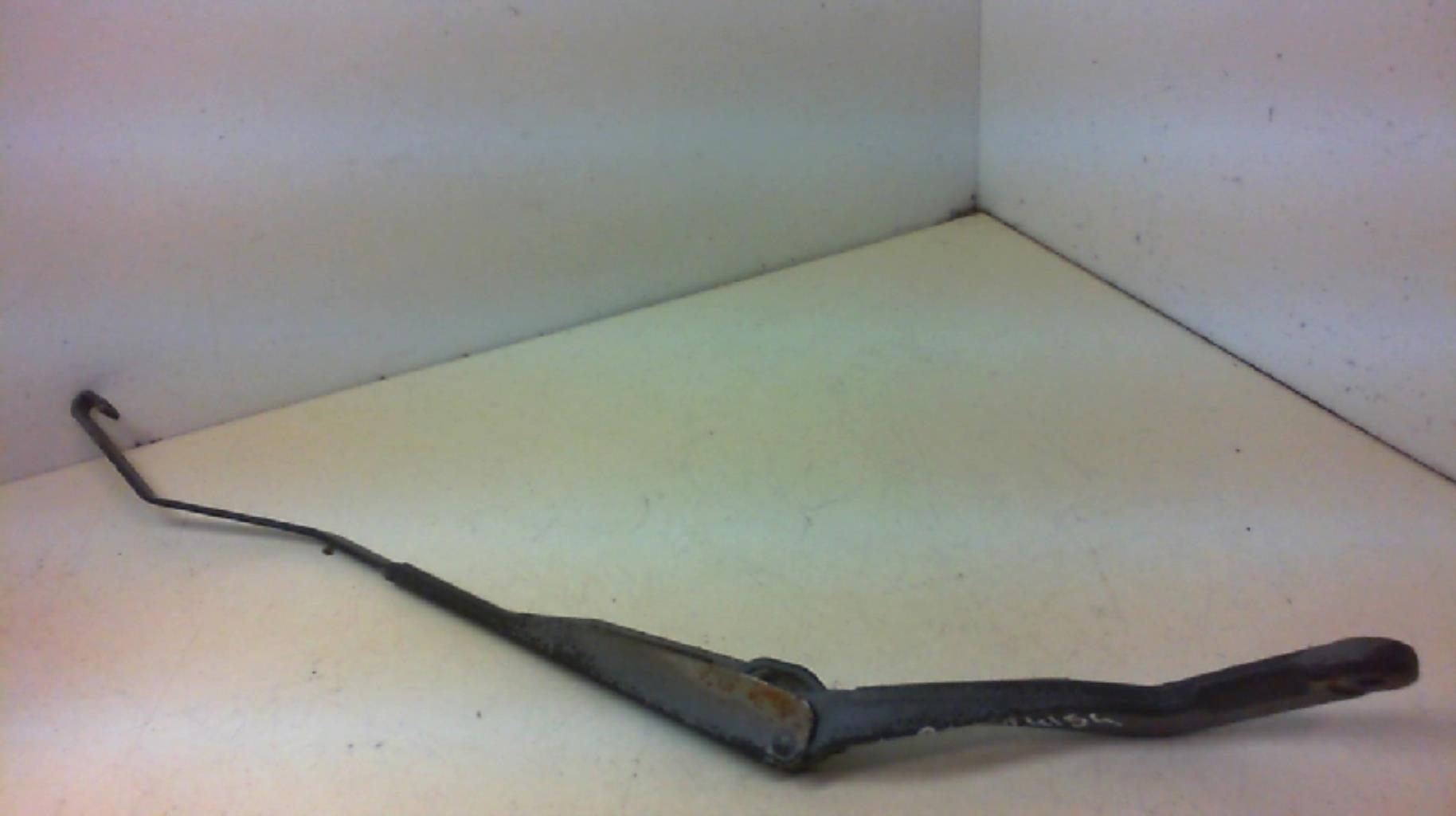 Braccio tergicristallo anteriore sinistro PEUGEOT 106 PHASE 2 Gasolina - 1