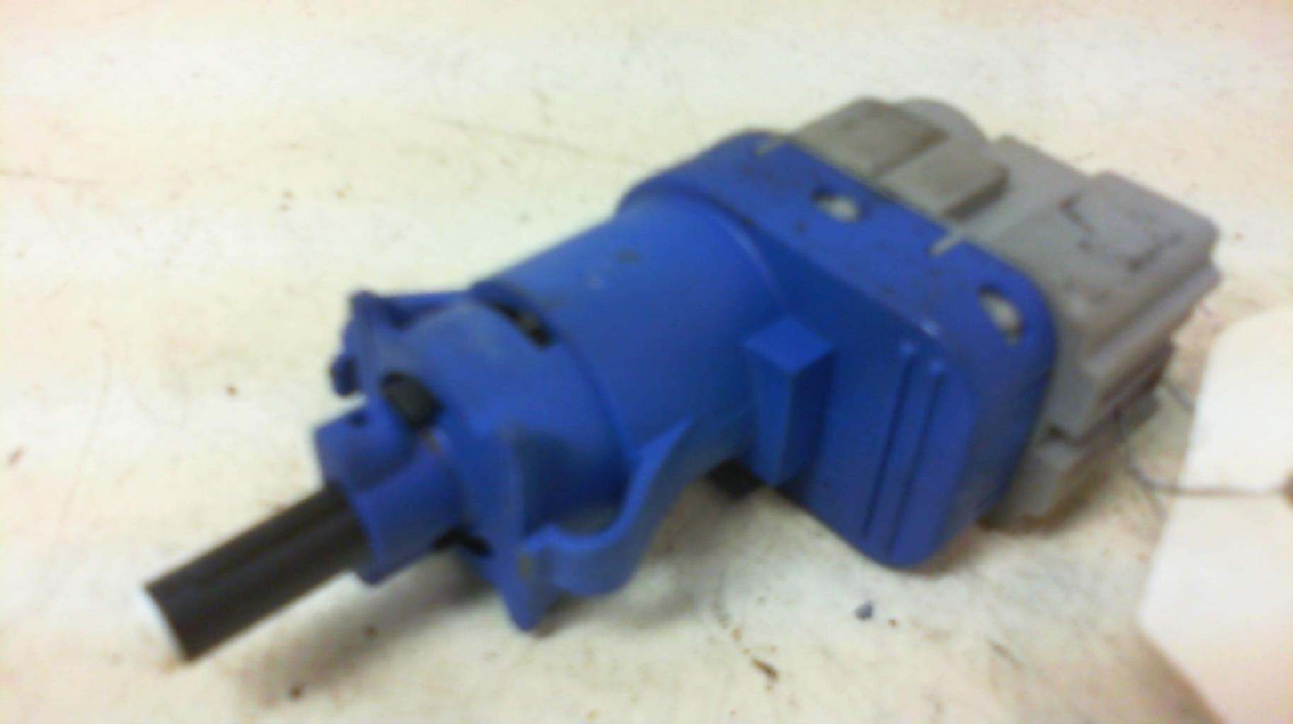 Contattore luce stop FORD GRAND C-MAX 2 PHASE 2 Diésel - 1