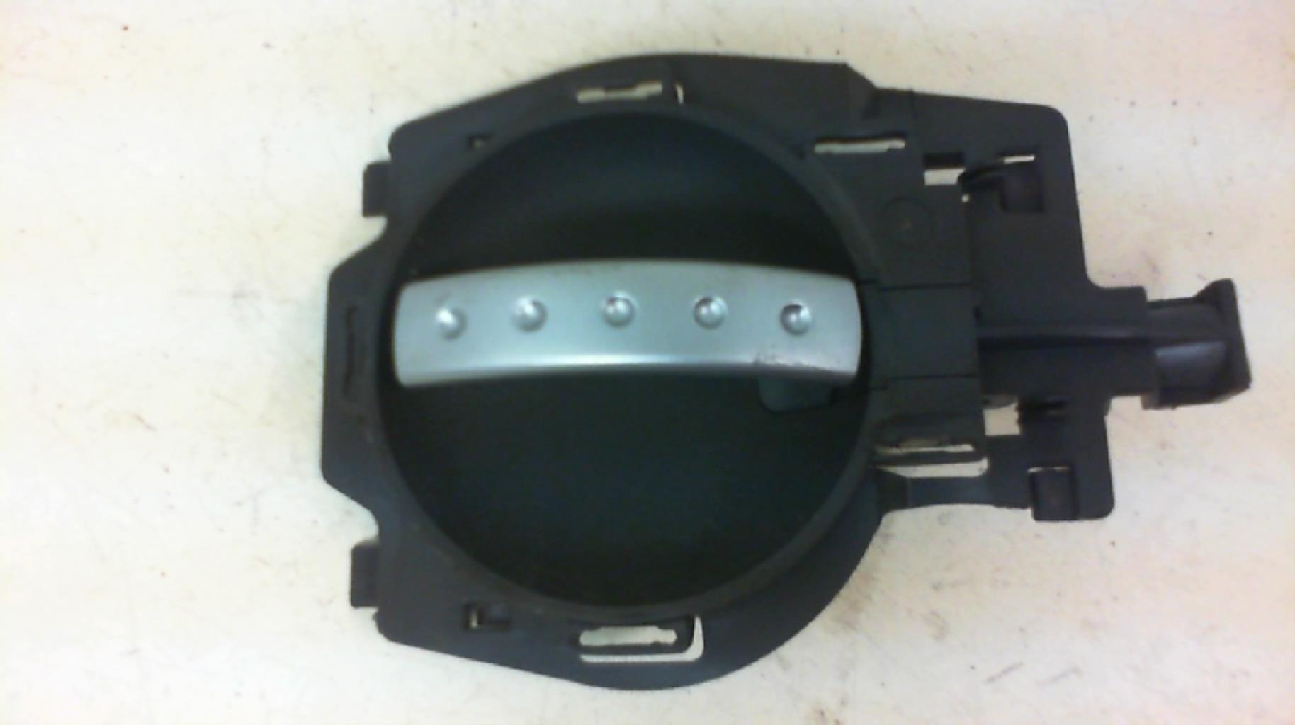 Maniglia interna anteriore destra CITROEN C2 PHASE 1 Gasolina - 1
