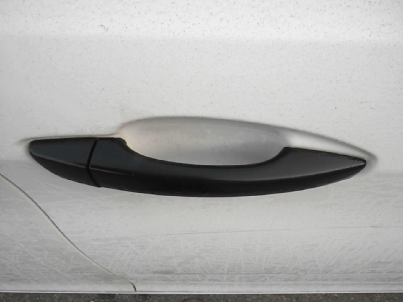 Maniglia portiera anteriore destra PEUGEOT 308 2 PHASE 1 Diésel - 1